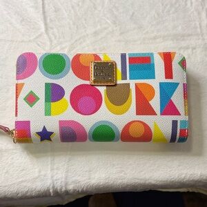 New! Dooney & Bourke Art Deco Wristlet Wallet